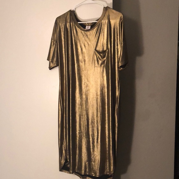 Forever 21 Dresses & Skirts - Forever 21 Metallic Gold Dress